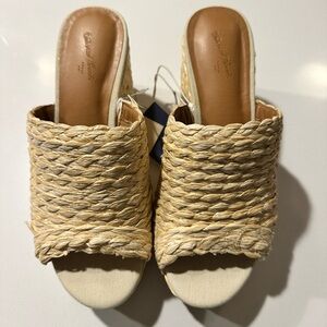Universal thread woven heels
